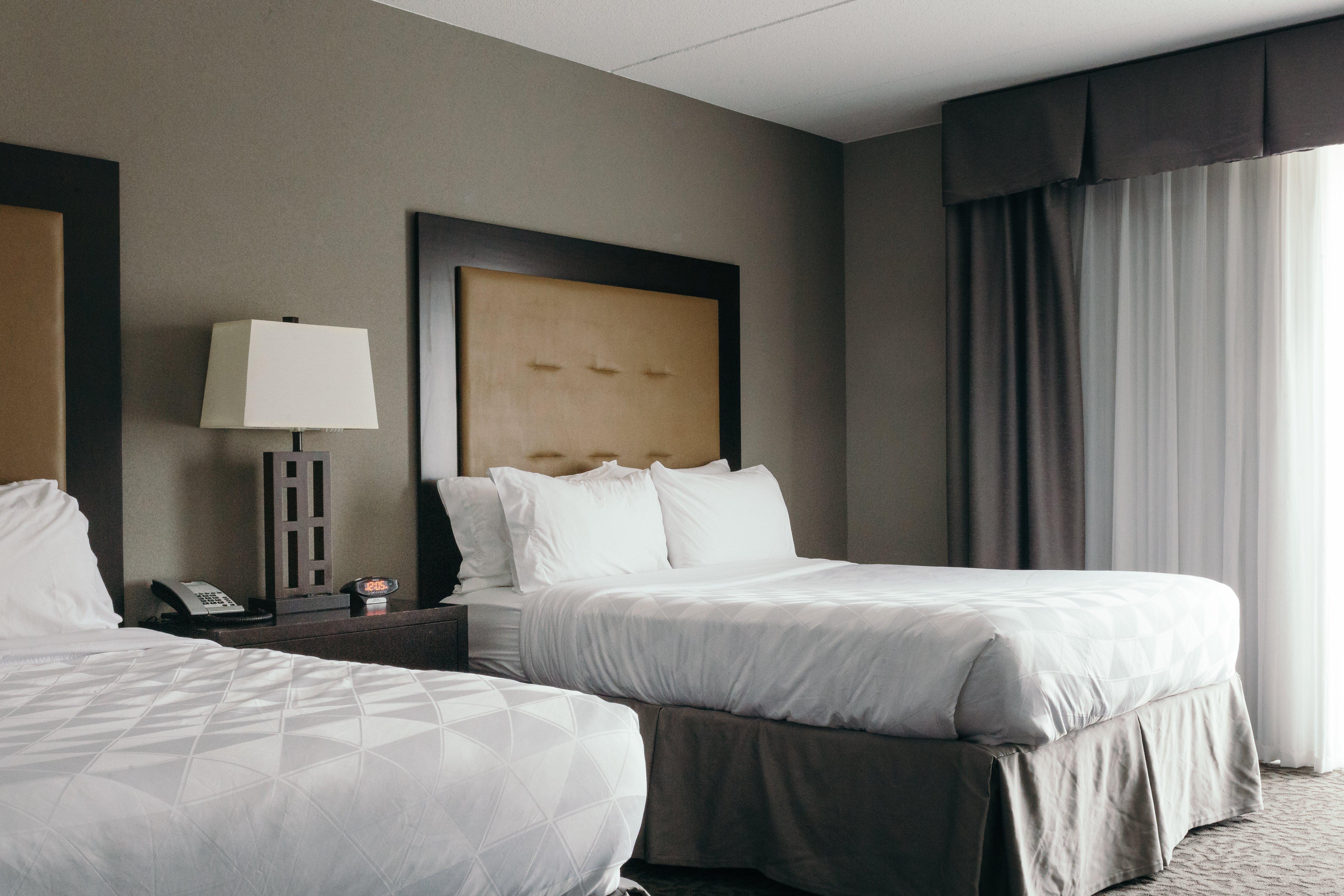 Holiday Inn And Suites East Peoria By Ihg Экстерьер фото