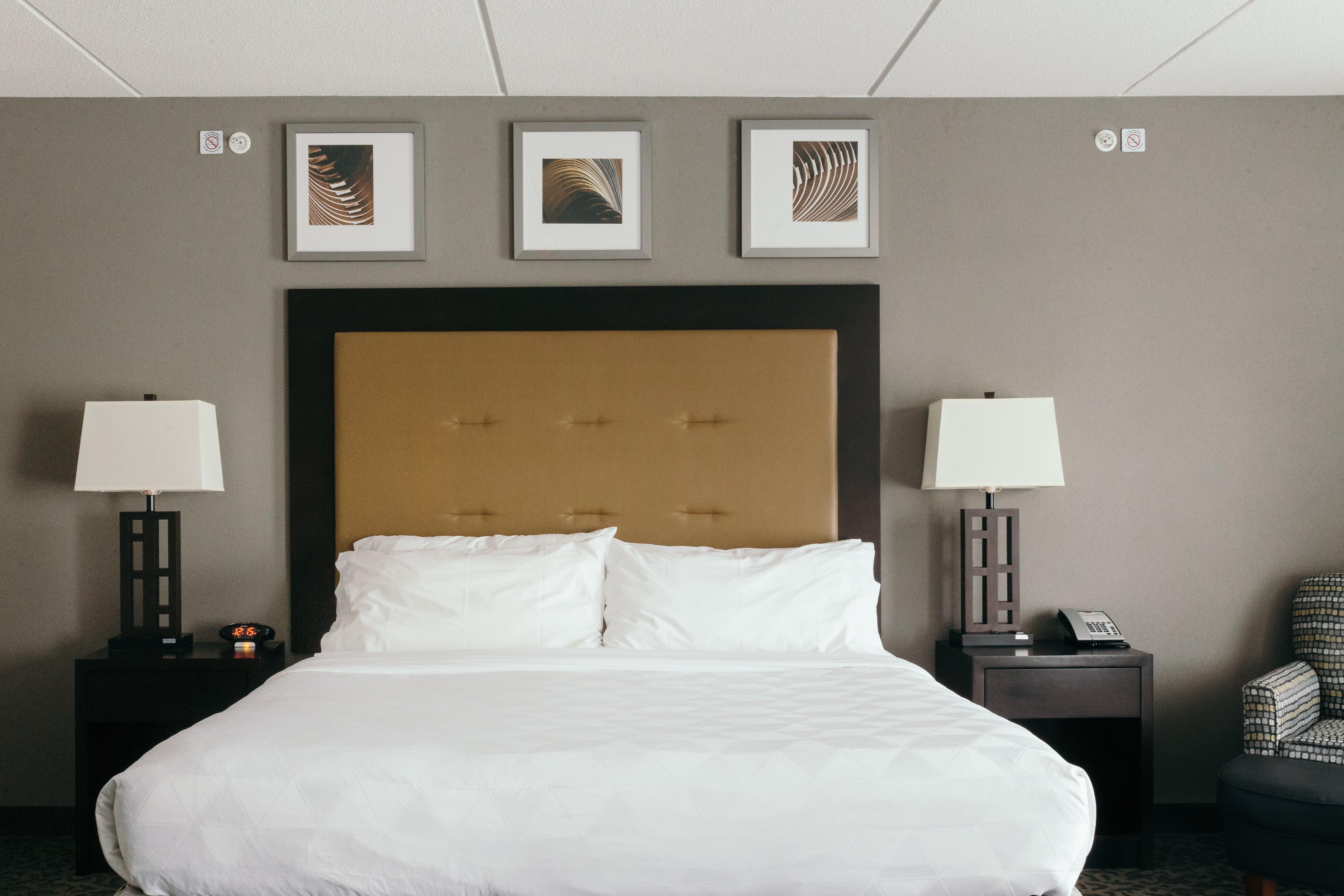 Holiday Inn And Suites East Peoria By Ihg Экстерьер фото
