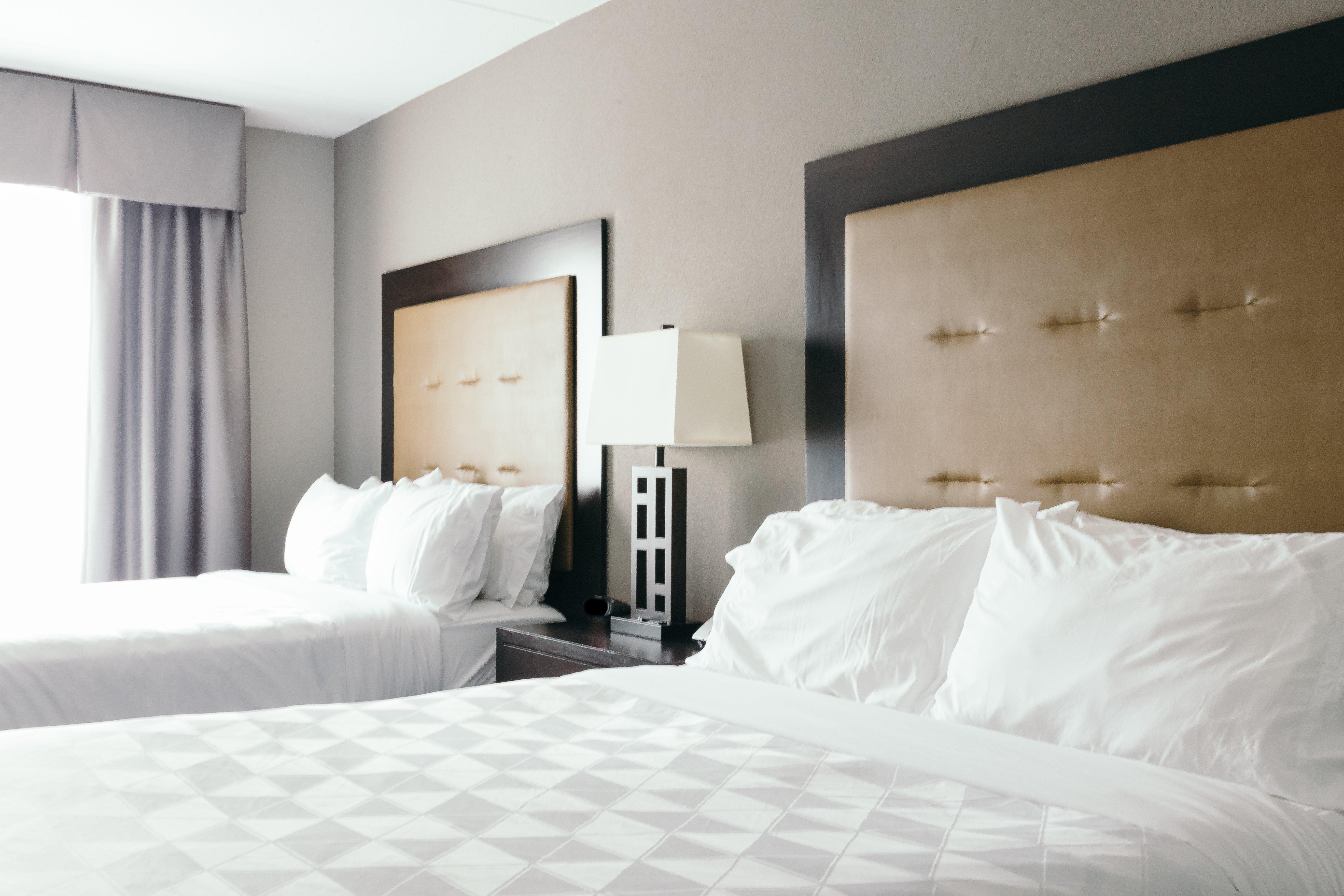 Holiday Inn And Suites East Peoria By Ihg Экстерьер фото