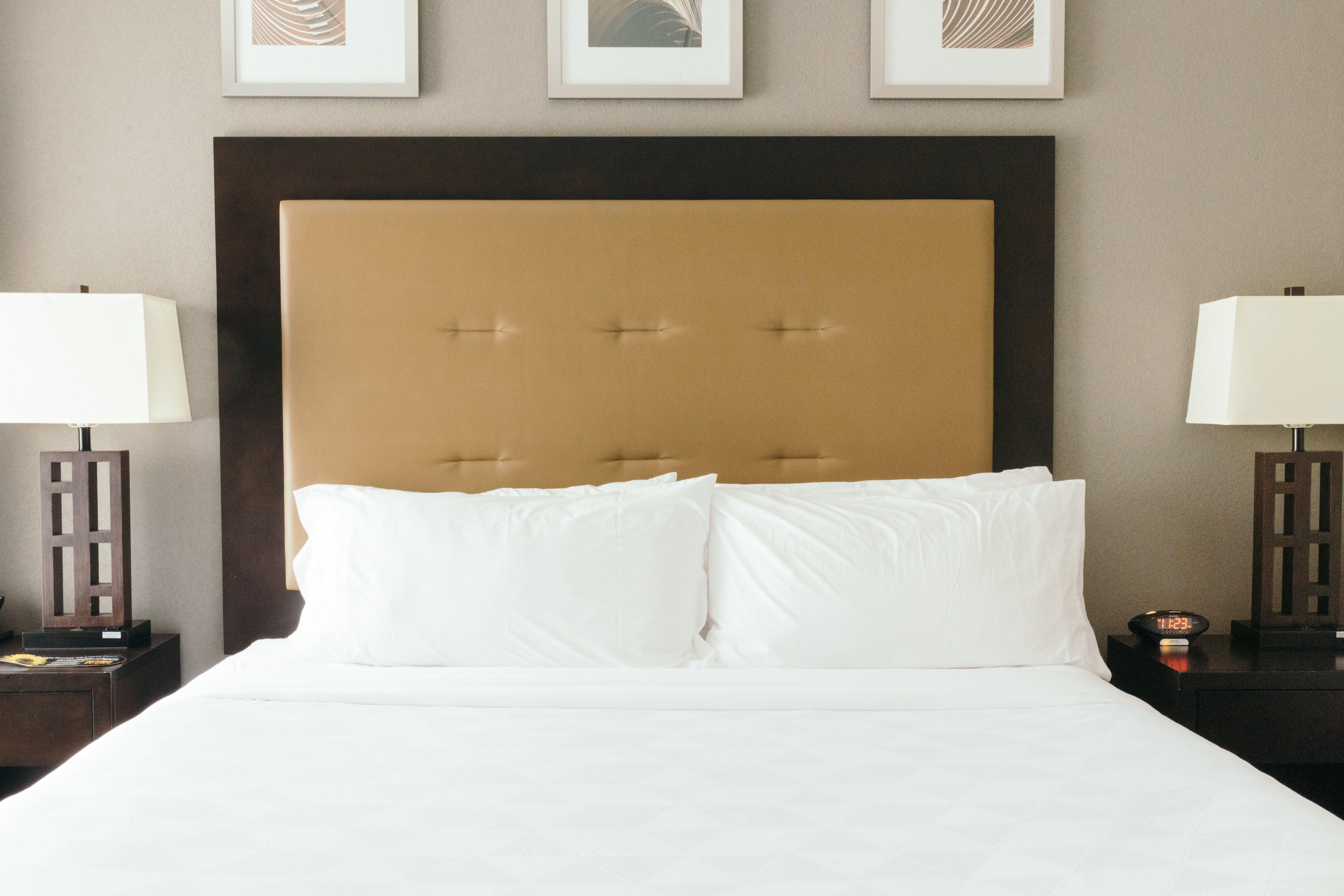 Holiday Inn And Suites East Peoria By Ihg Экстерьер фото
