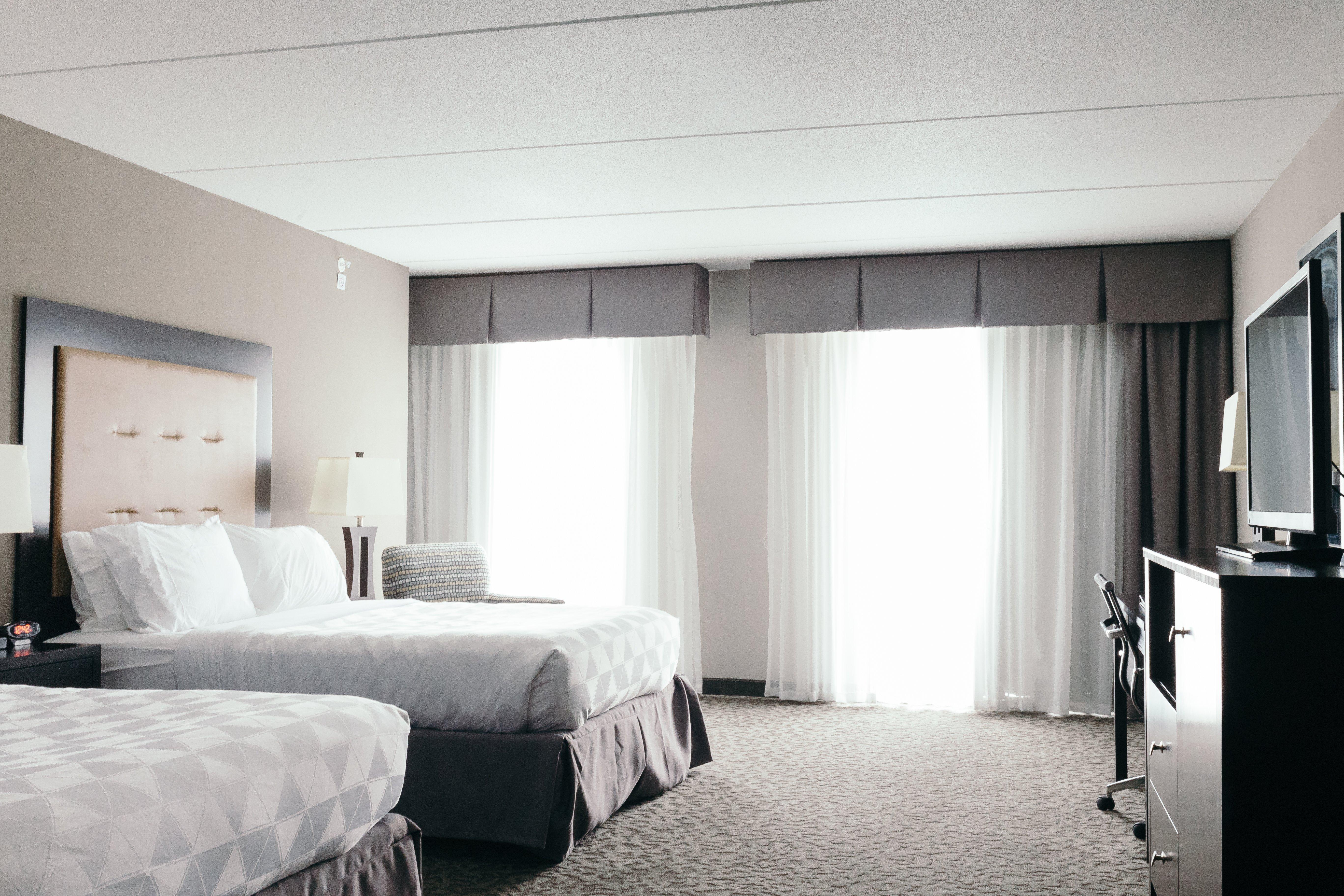 Holiday Inn And Suites East Peoria By Ihg Экстерьер фото