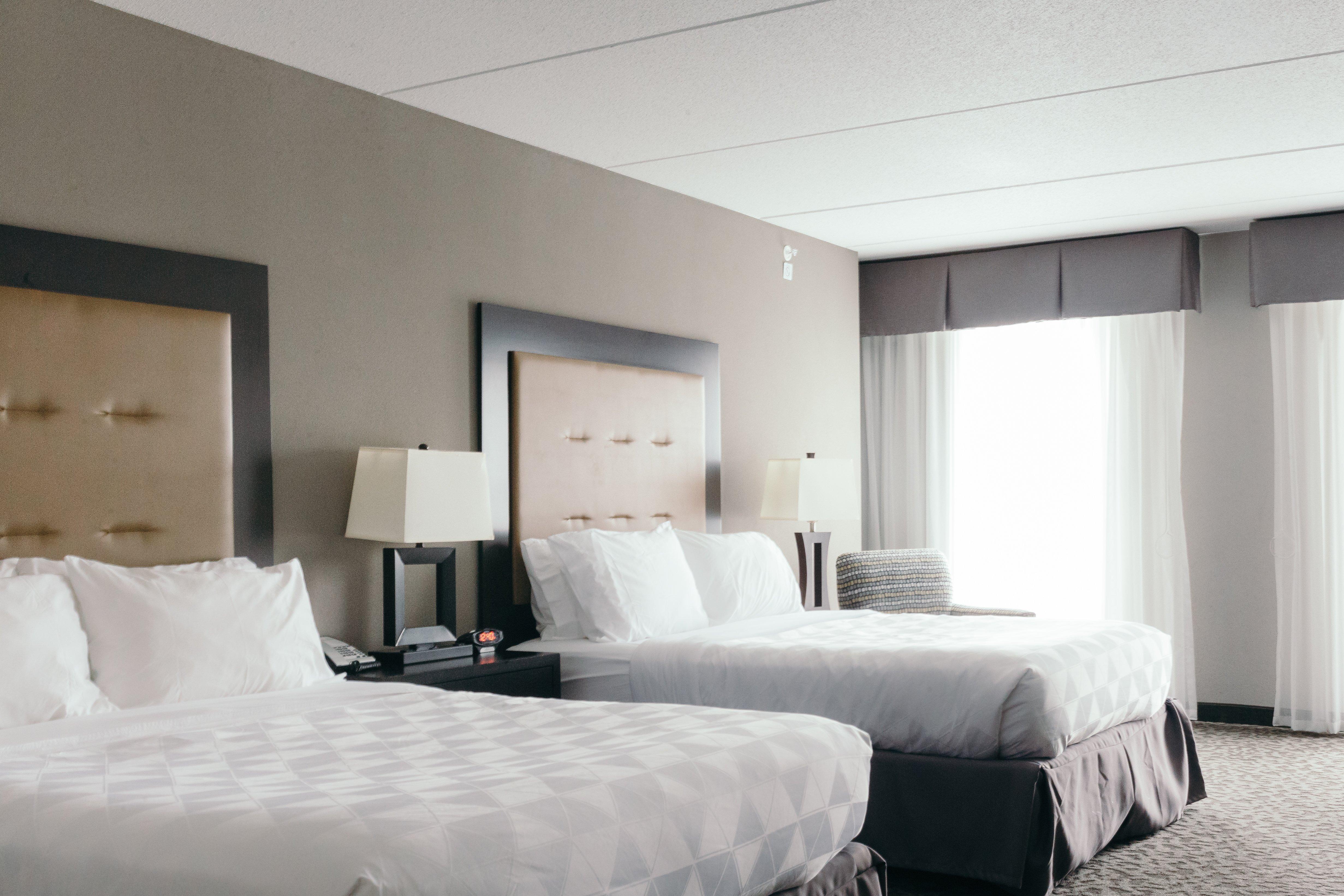 Holiday Inn And Suites East Peoria By Ihg Экстерьер фото